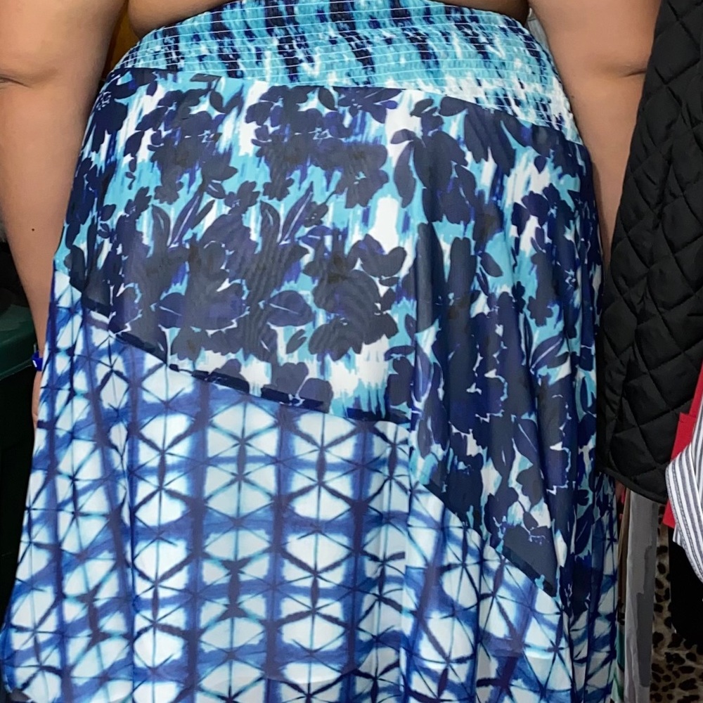 Hi-Low Multi-Colored Blue/White Flow Skirt